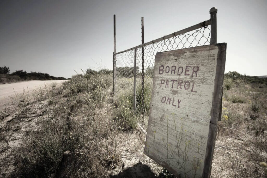 Este artículo trata sobre la frontera de México y Estados Unidos. La imagen es acorde.