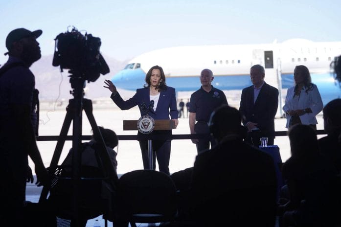 La Vicepresidente Kamala Harris visitó la frontera de México y Estados Unidos por primera vez desde que asumió su cargo 1 En esta nota informamos sobre la visita de la vicepresidente Kamala Harris a la frontera México Estados Unidos. La imagen corresponde al viaje.