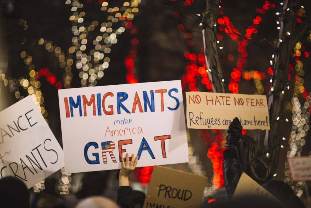 marcha de inmigrantes contra el titulo 42